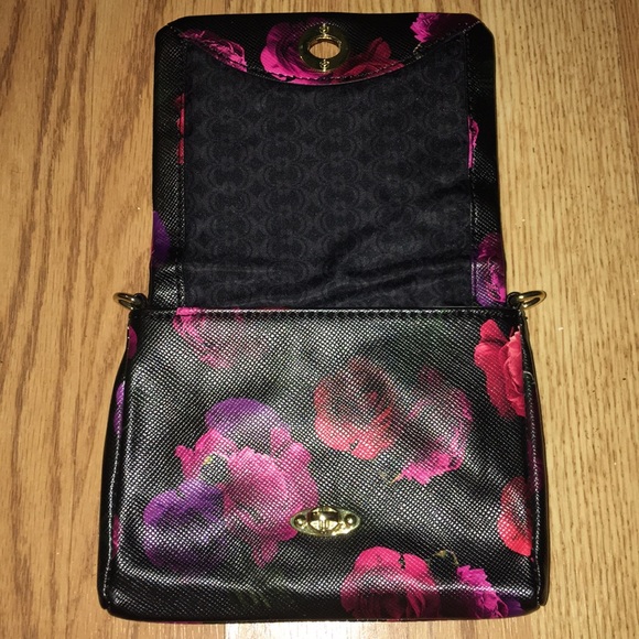 Floral clutch - Picture 3 of 4